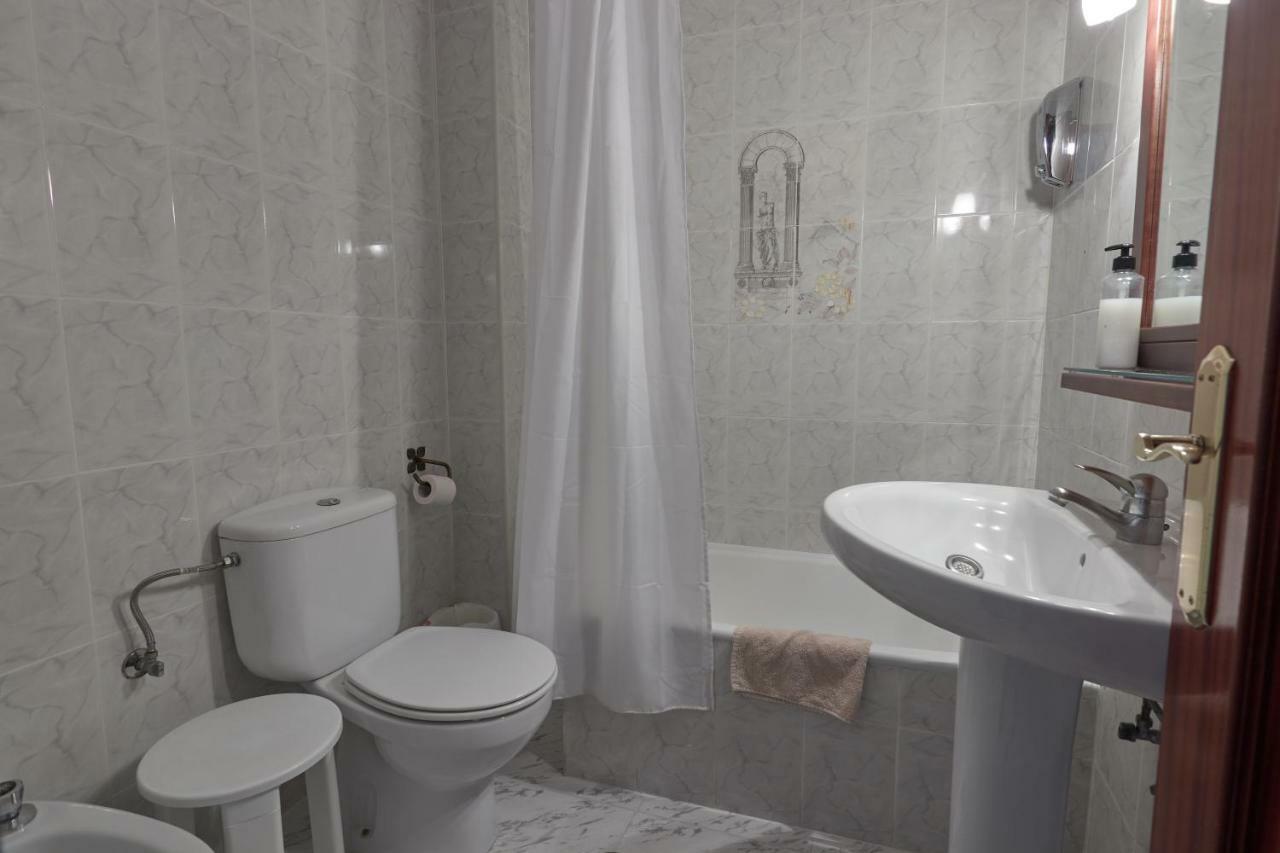 Hostal Guerra Марбелья Екстер'єр фото